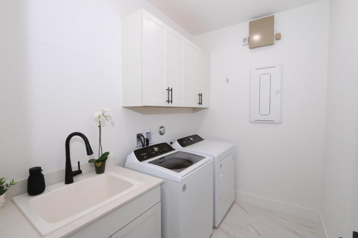 Port St Lucie, Florida, 34987, United States, 2 Bedrooms Bedrooms, ,2 BathroomsBathrooms,Residential,For Sale,2008959