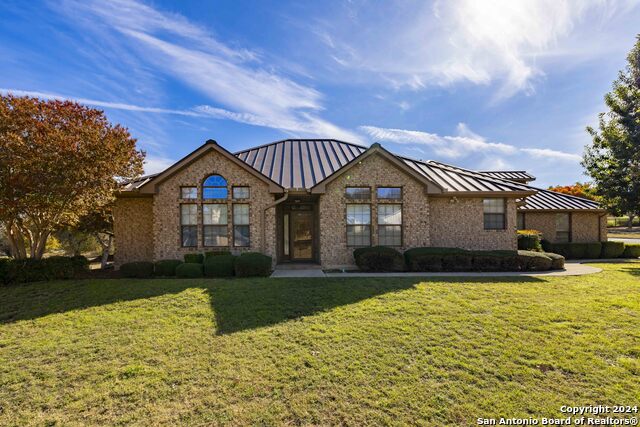 Kerrville, Texas, 78028, United States, 3 Bedrooms Bedrooms, ,3 BathroomsBathrooms,Residential,For Sale,1982669