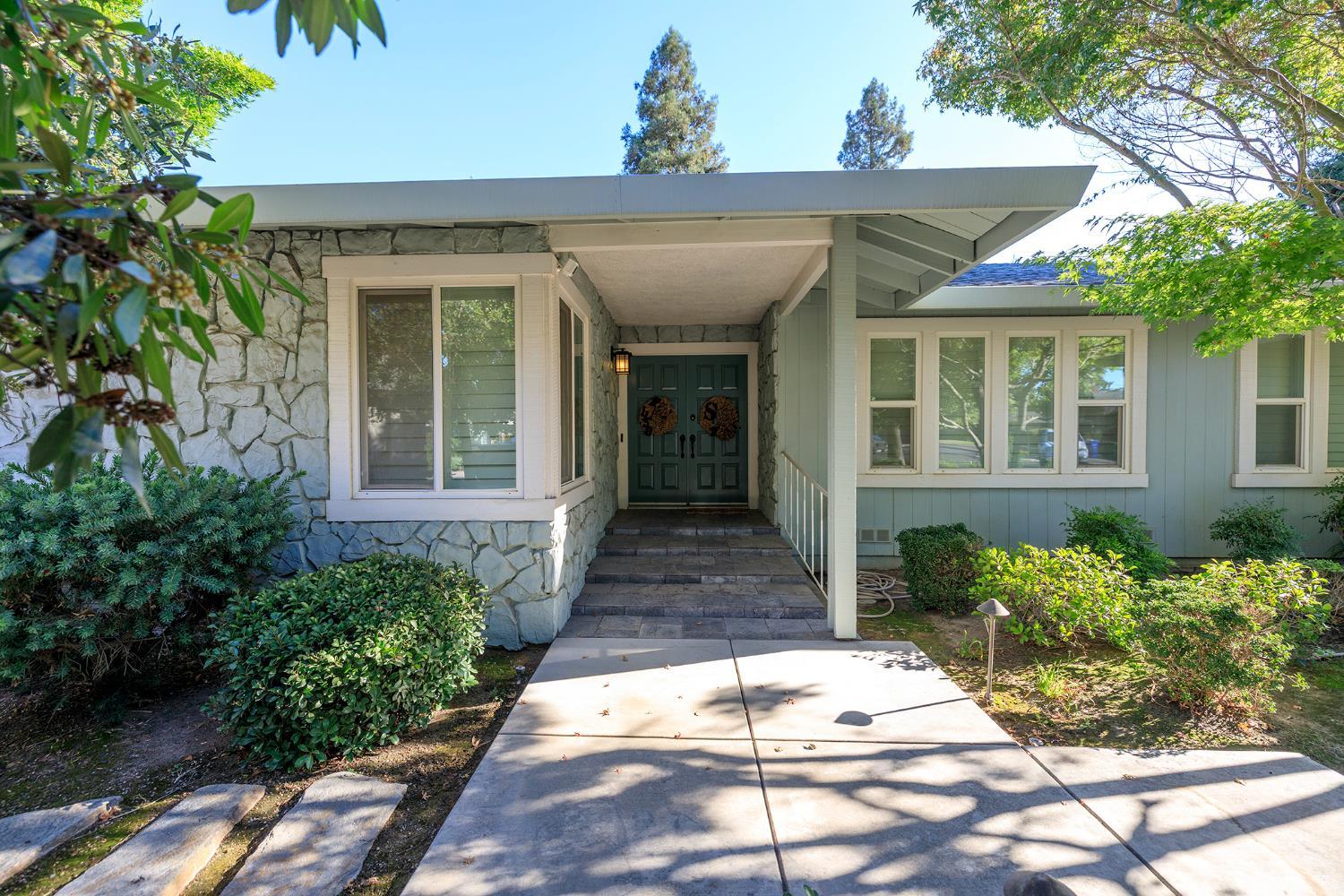 Turlock, California, 95380, United States, 3 Bedrooms Bedrooms, ,2 BathroomsBathrooms,Residential,For Sale,1942589