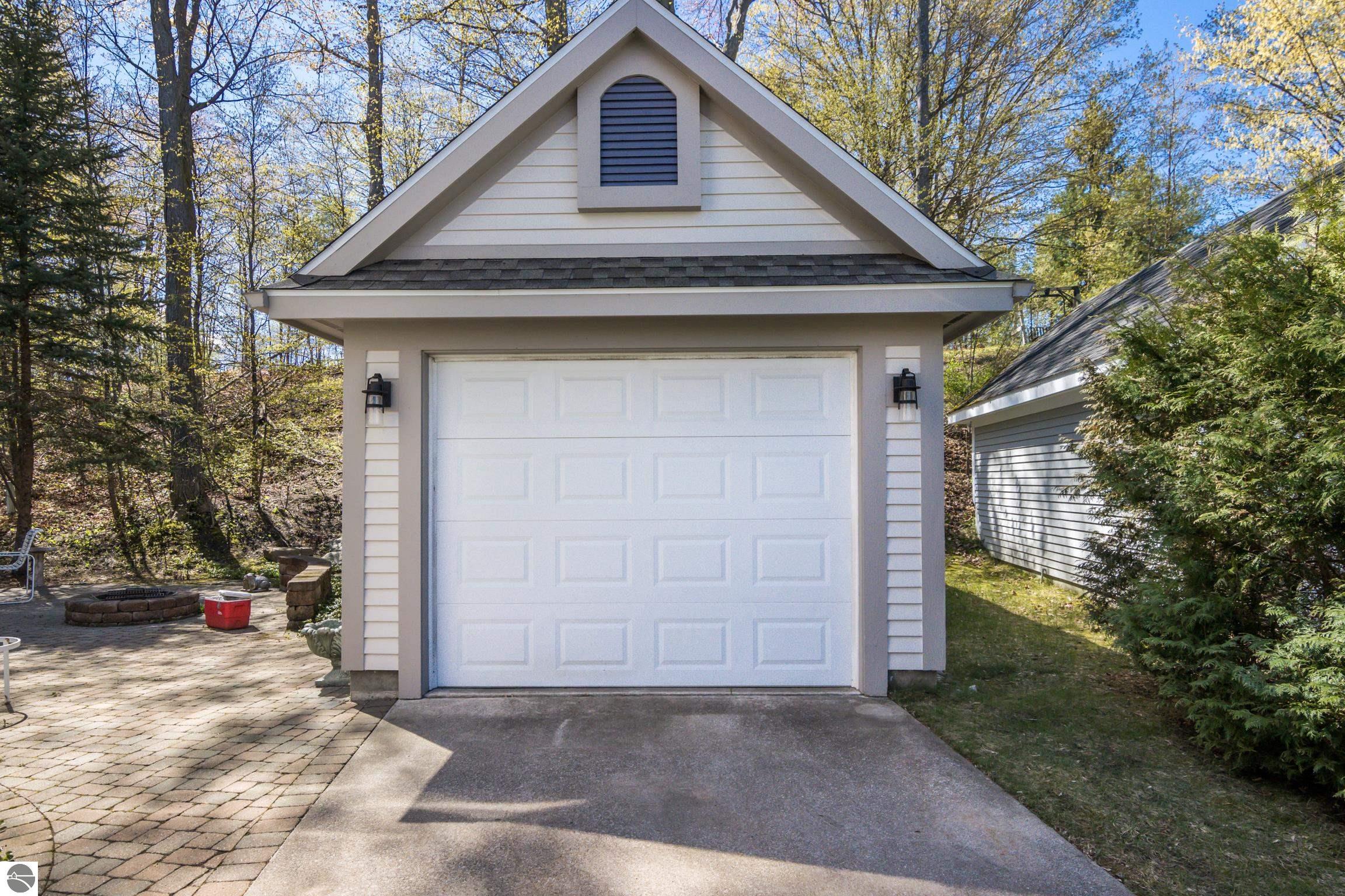 Boyne City, Michigan, 49712, United States, 3 Bedrooms Bedrooms, ,3 BathroomsBathrooms,Residential,For Sale,2034375
