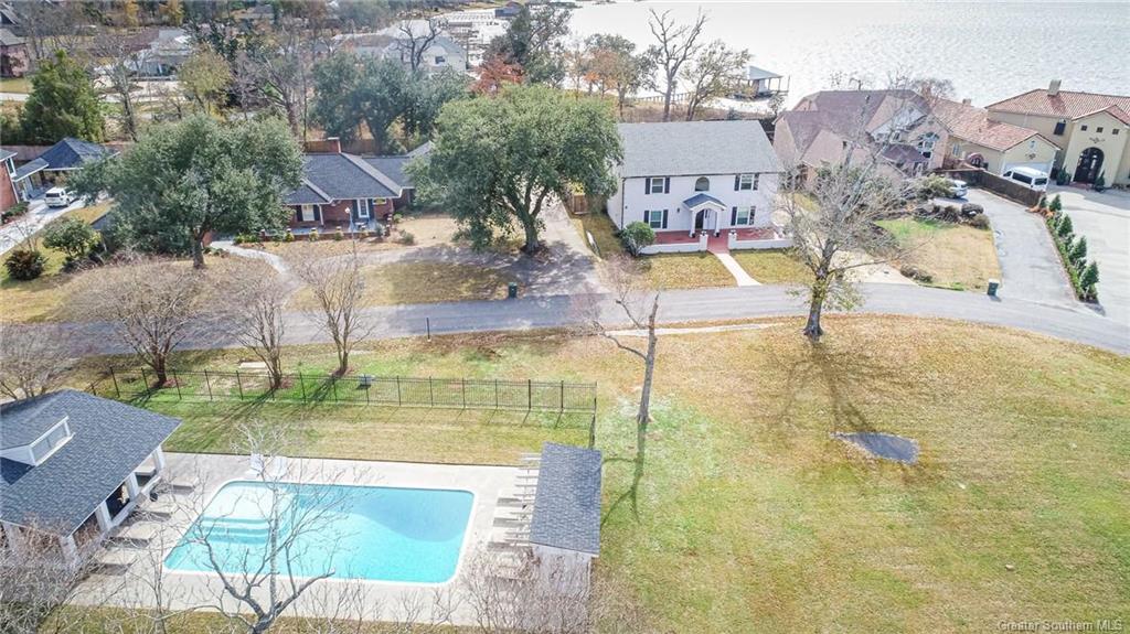 Lake Charles, Louisiana, 70605, United States, 5 Bedrooms Bedrooms, ,6 BathroomsBathrooms,Residential,For Sale,1974733
