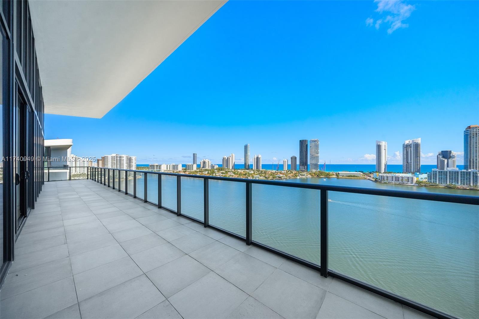 Aventura, Florida, 33160, United States, 6 Bedrooms Bedrooms, ,8 BathroomsBathrooms,Residential,For Sale,1708422