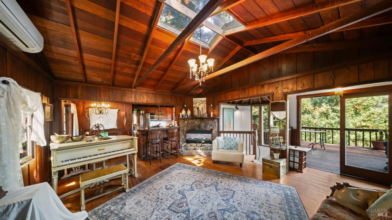 Woodacre, California, 94973, United States, 4 Bedrooms Bedrooms, ,3 BathroomsBathrooms,Residential,For Sale,1941633