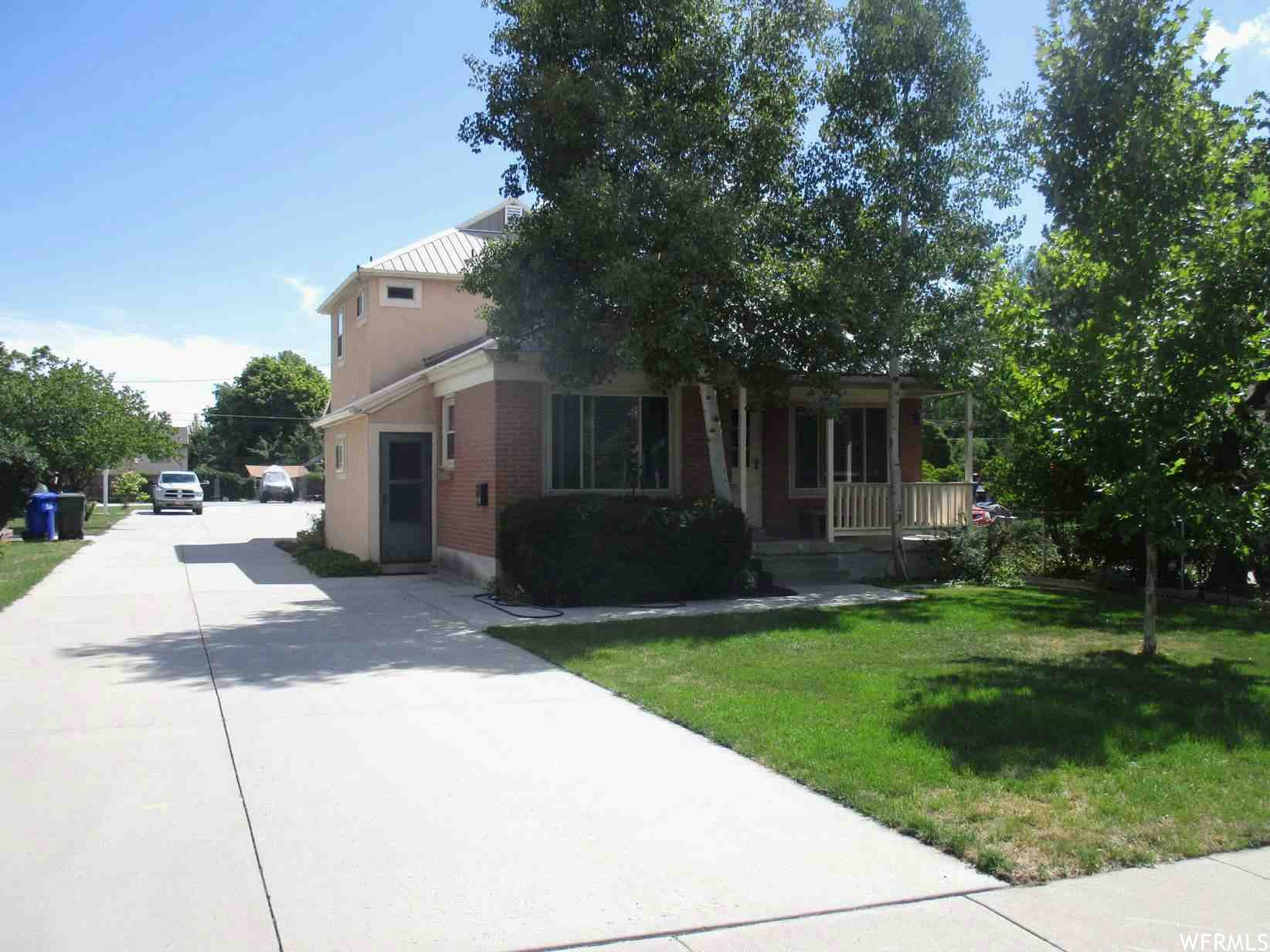 558 E Garden Ave S, South Salt Lake, Utah, 84106, United States, 4 Bedrooms Bedrooms, ,2 BathroomsBathrooms,Residential,For Sale,558 E Garden Ave S,1662060
