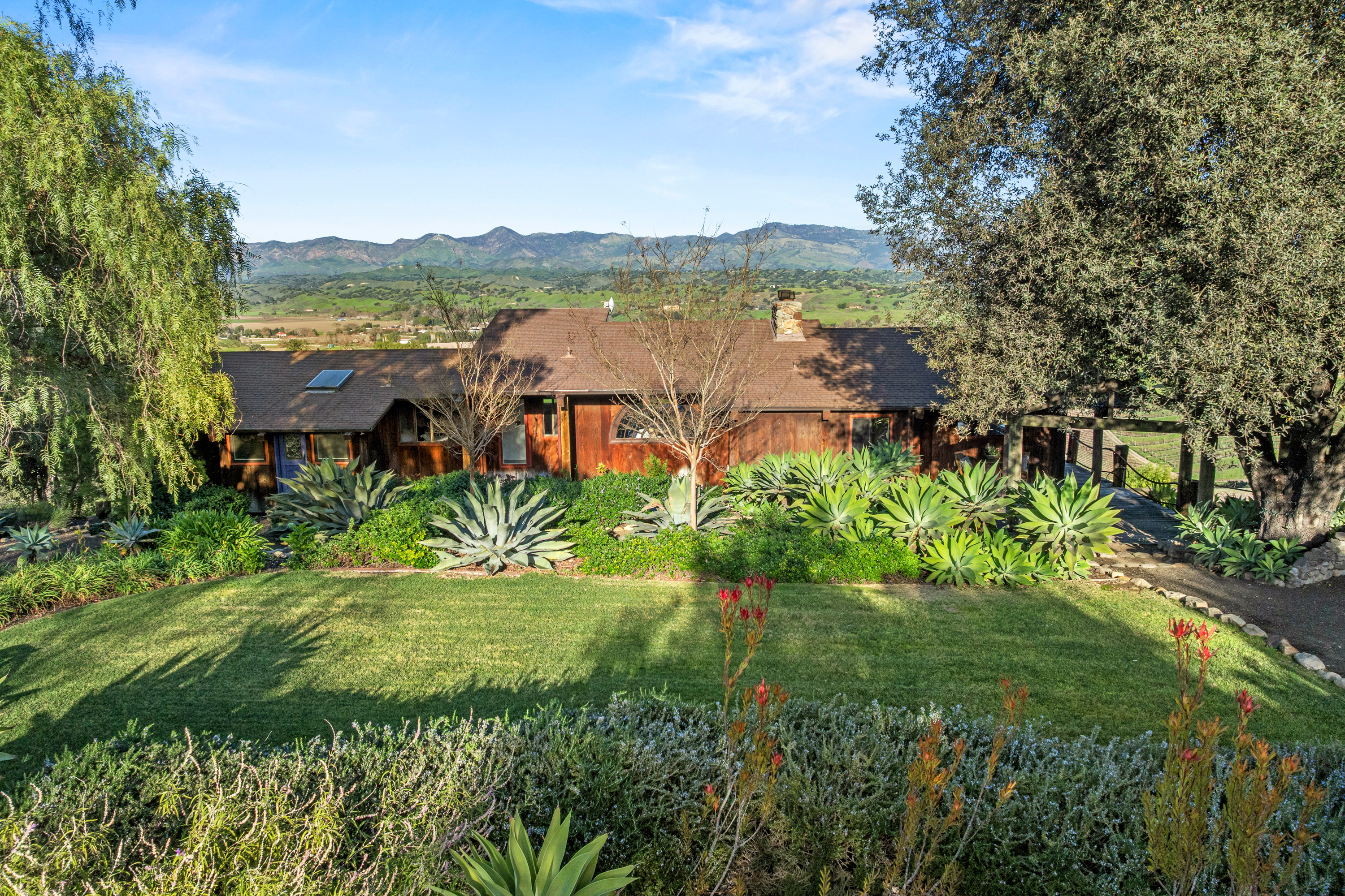  Los Olivos View Home - 物件實景