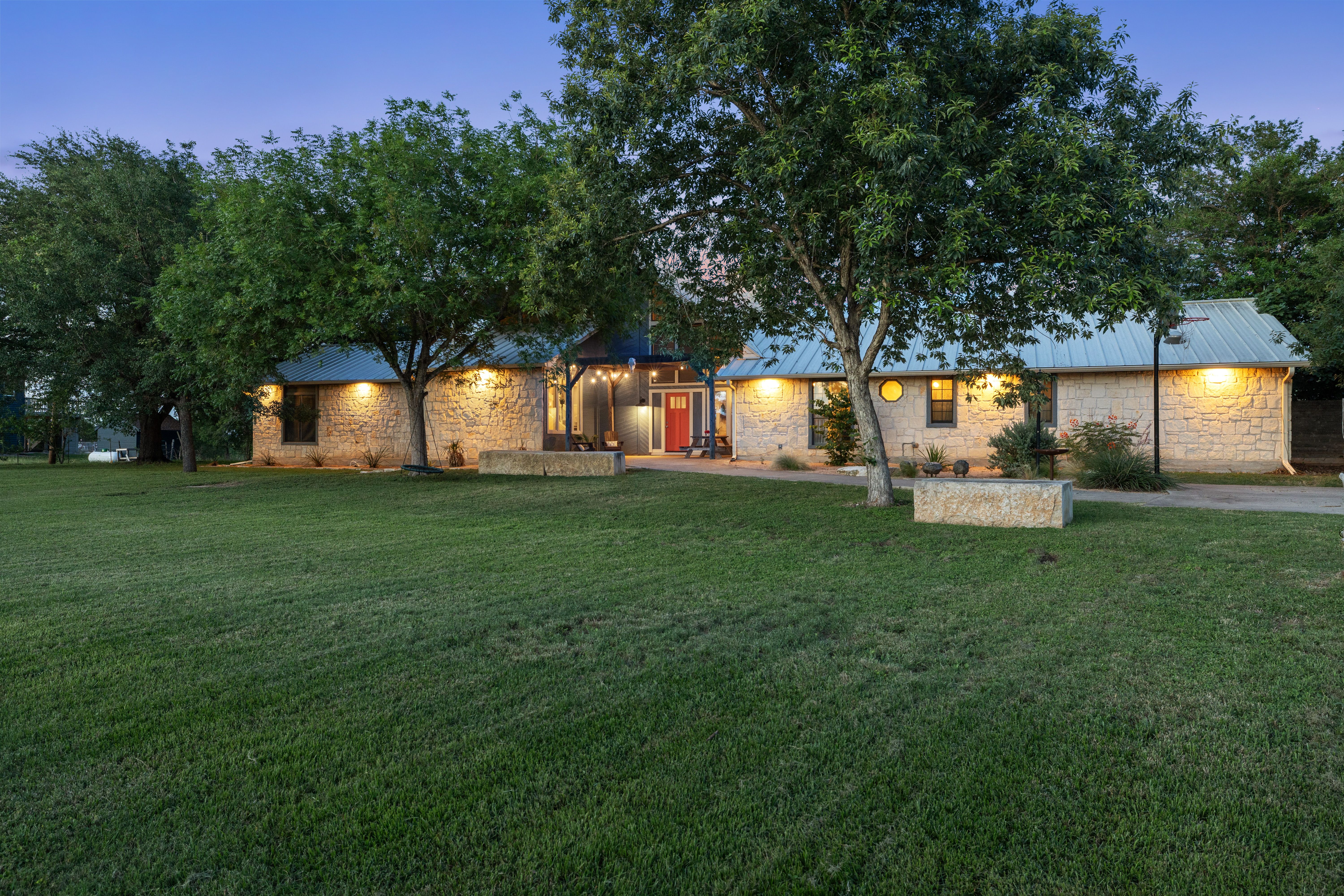  Manor Modern Ranch - 物件實景