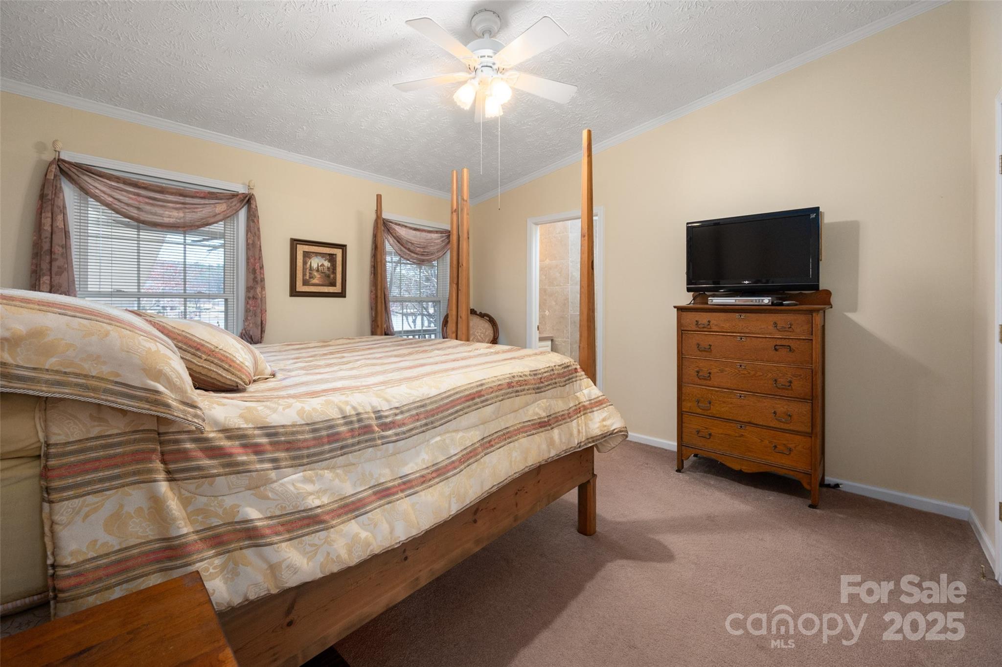 Liberty Hill, South Carolina, 29074, United States, 5 Bedrooms Bedrooms, ,3 BathroomsBathrooms,Residential,For Sale,1736219