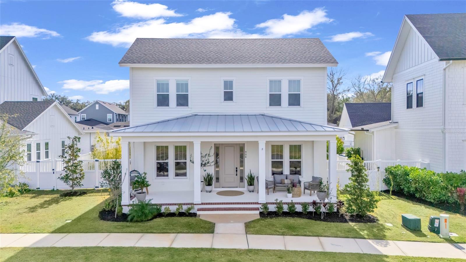 WINTER GARDEN, Florida, 34787, United States, 4 Bedrooms Bedrooms, ,4 BathroomsBathrooms,Residential,For Sale,2014519