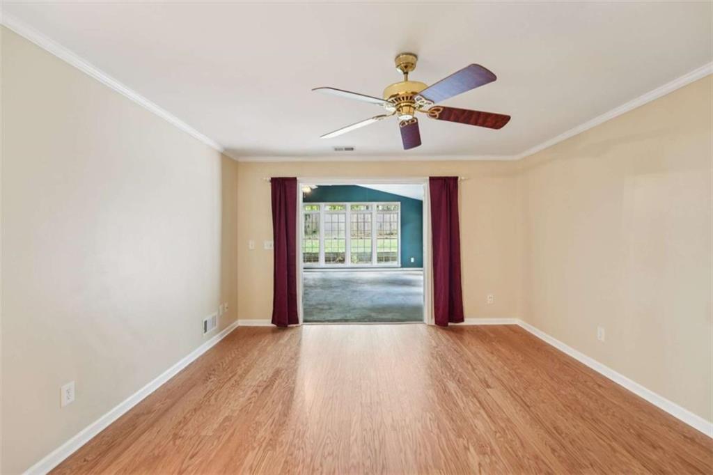 Marietta, Georgia, 30068, United States, 4 Bedrooms Bedrooms, ,3 BathroomsBathrooms,Residential,For Sale,1977177