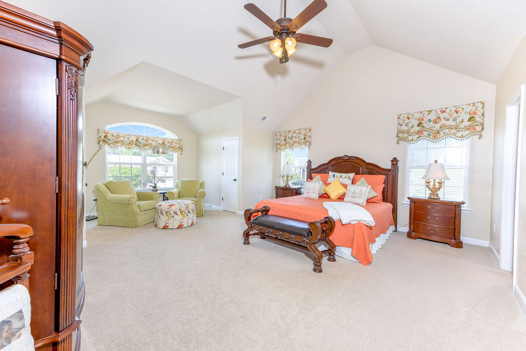 Chesapeake, Virginia, 23322, United States, 6 Bedrooms Bedrooms, ,3 BathroomsBathrooms,Residential,For Sale,1927951