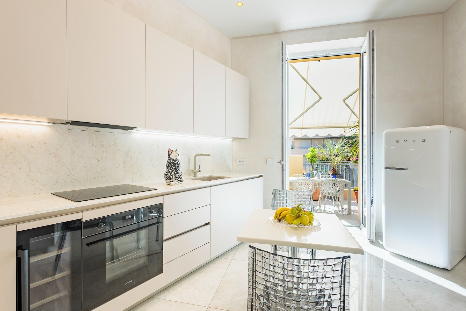  Luxury renovated apartment for sale in Menton, historic center with sea view - 物件實景