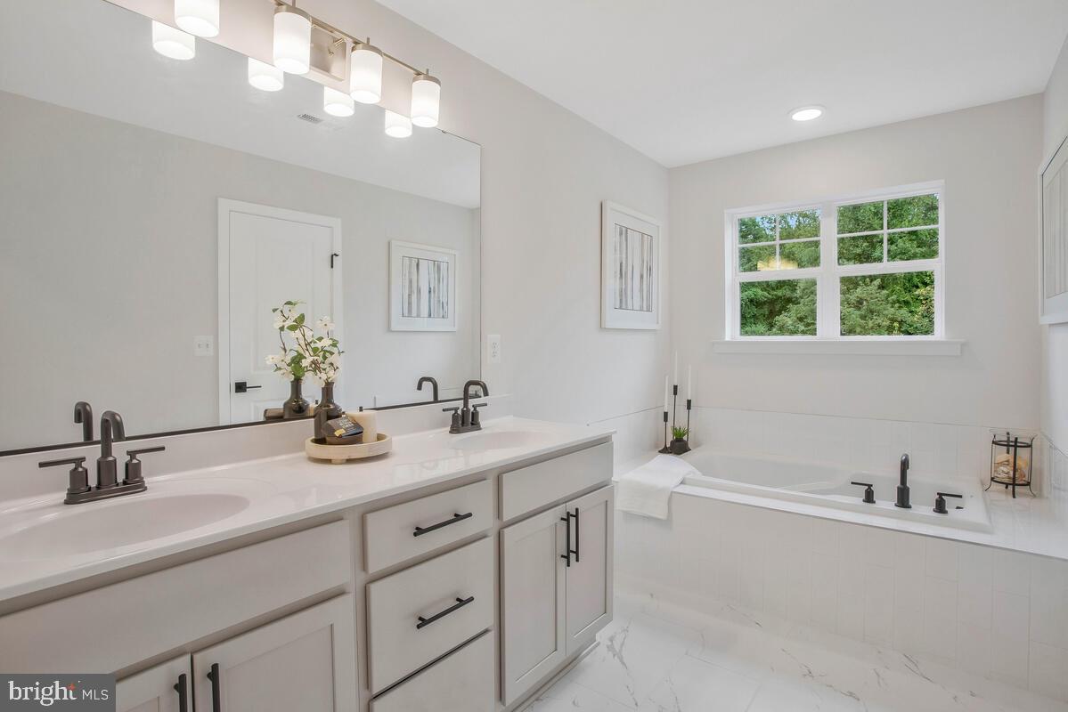 Huntingtown, Maryland, 20639, United States, 4 Bedrooms Bedrooms, ,3 BathroomsBathrooms,Residential,For Sale,1874732