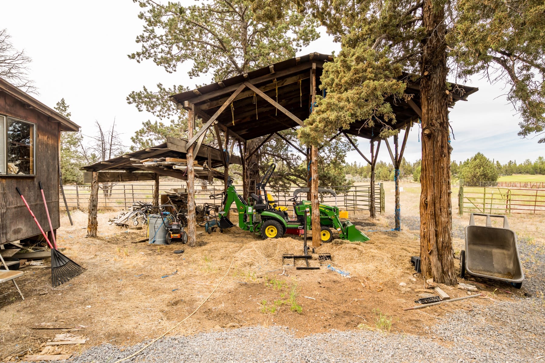  22305 Neff Road Bend, OR 97701 - 物件實景