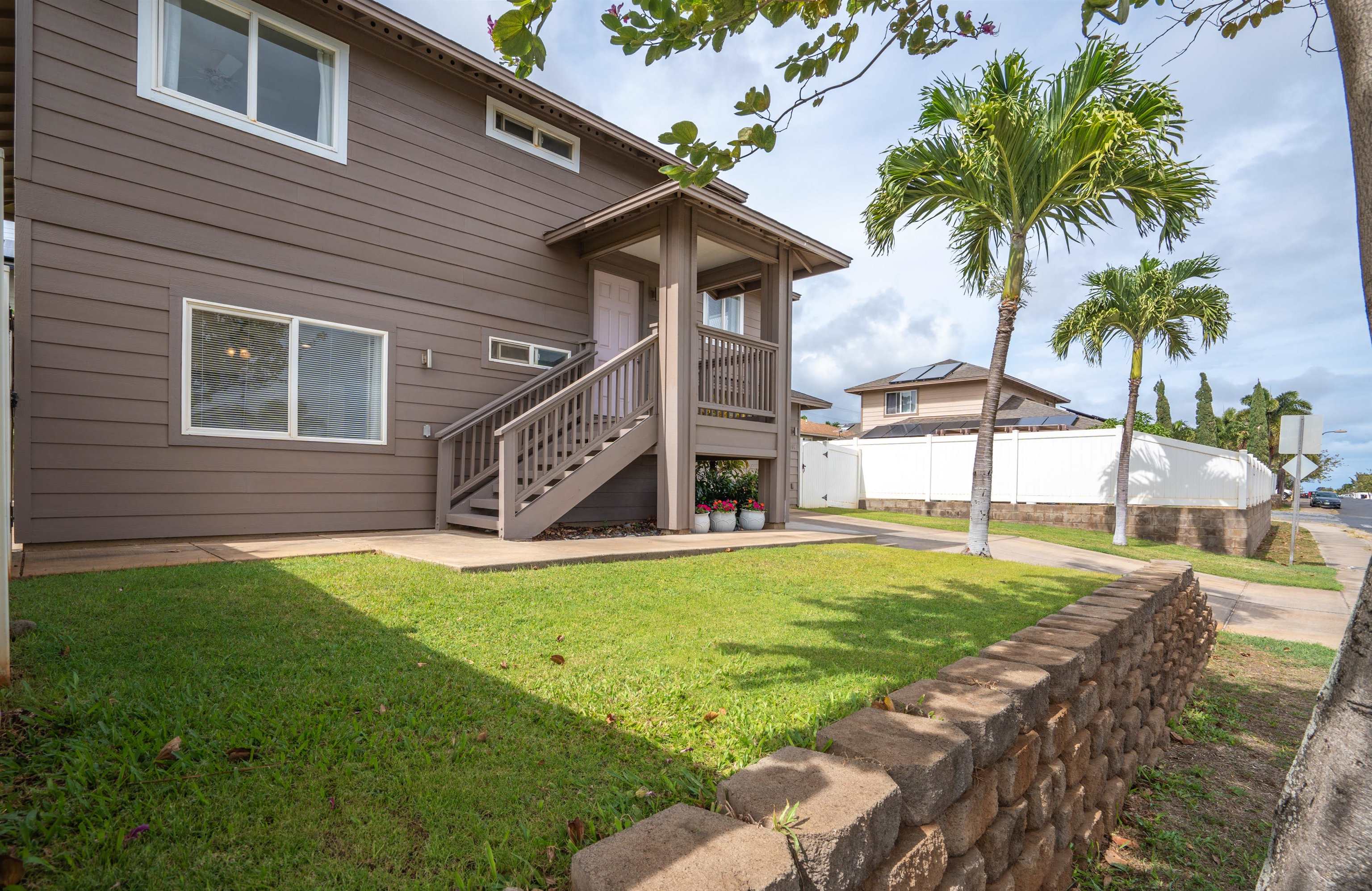 Wailuku, Hawaii, 96793, United States, 4 Bedrooms Bedrooms, ,3 BathroomsBathrooms,Residential,For Sale,1989485
