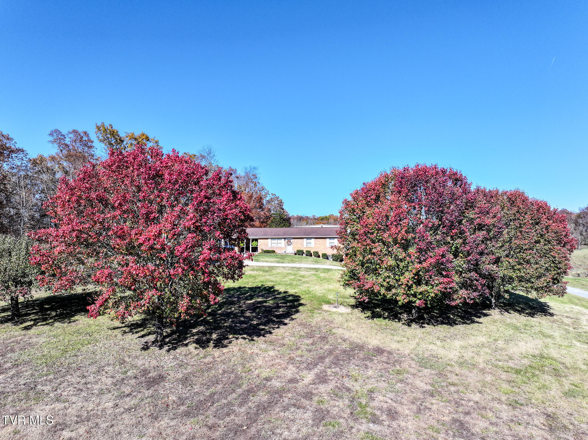 Greeneville, Tennessee, 37743, United States, 3 Bedrooms Bedrooms, ,2 BathroomsBathrooms,Residential,For Sale,1990242