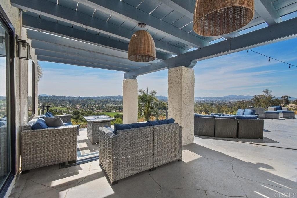 El Cajon, California, 92019, United States, 4 Bedrooms Bedrooms, ,3 BathroomsBathrooms,Residential,For Sale,2002892