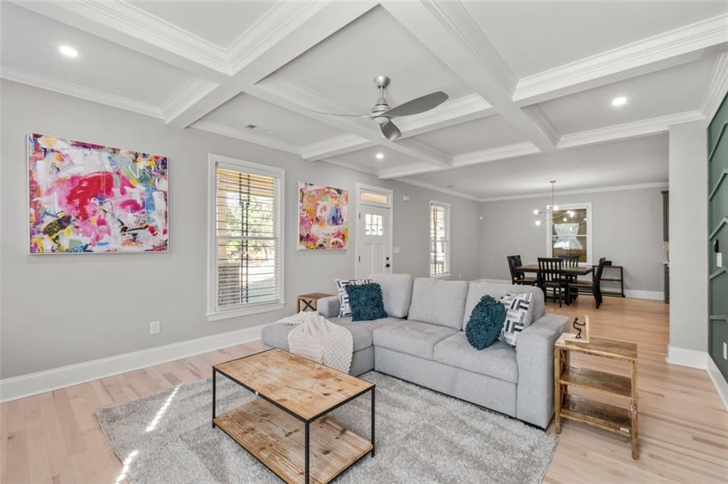 Atlanta, Georgia, 30310, United States, 4 Bedrooms Bedrooms, ,3 BathroomsBathrooms,Residential,For Sale,1987729