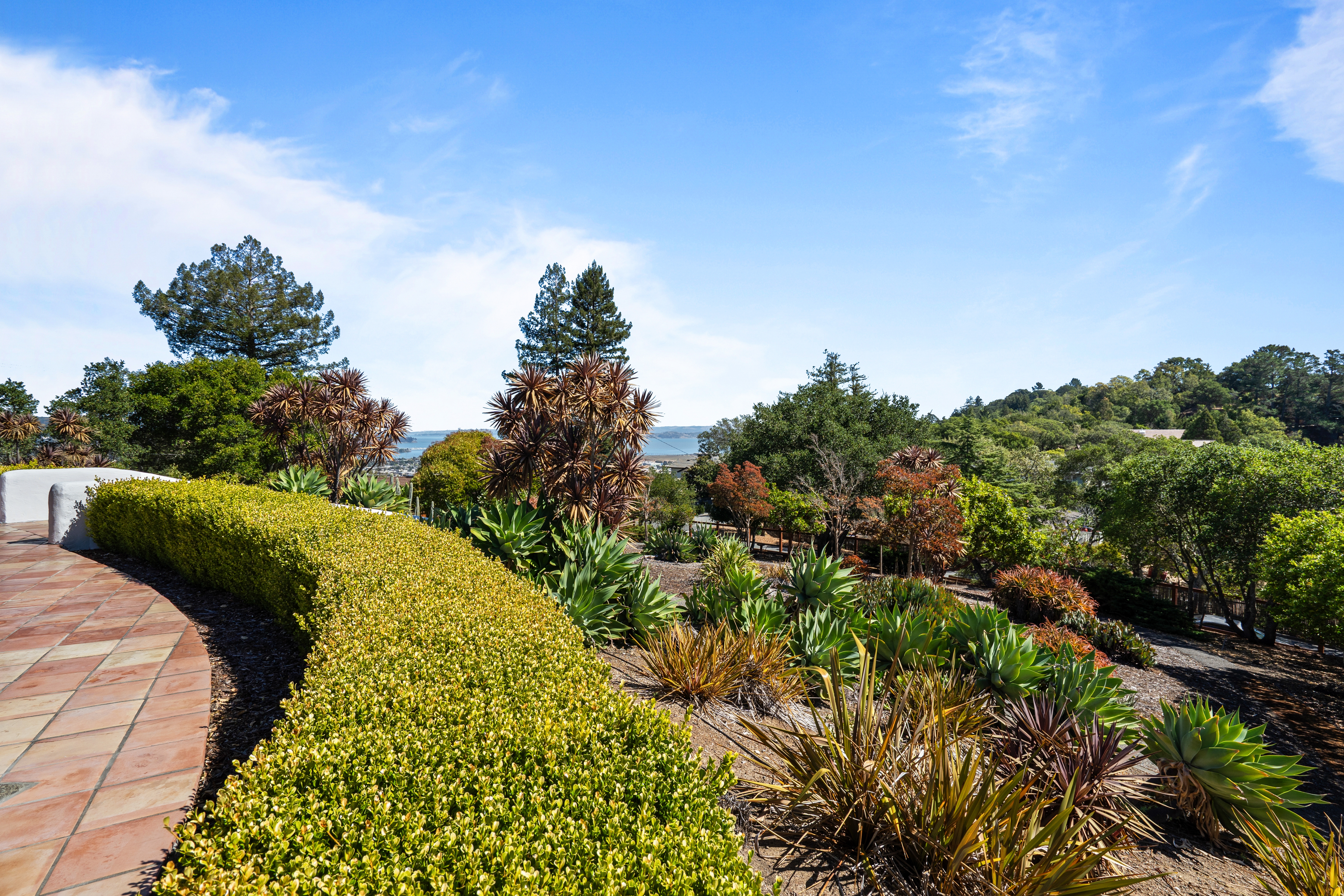  Artisan Hacienda-Style Home with Sweeping Bay to Tam Views - 物件實景