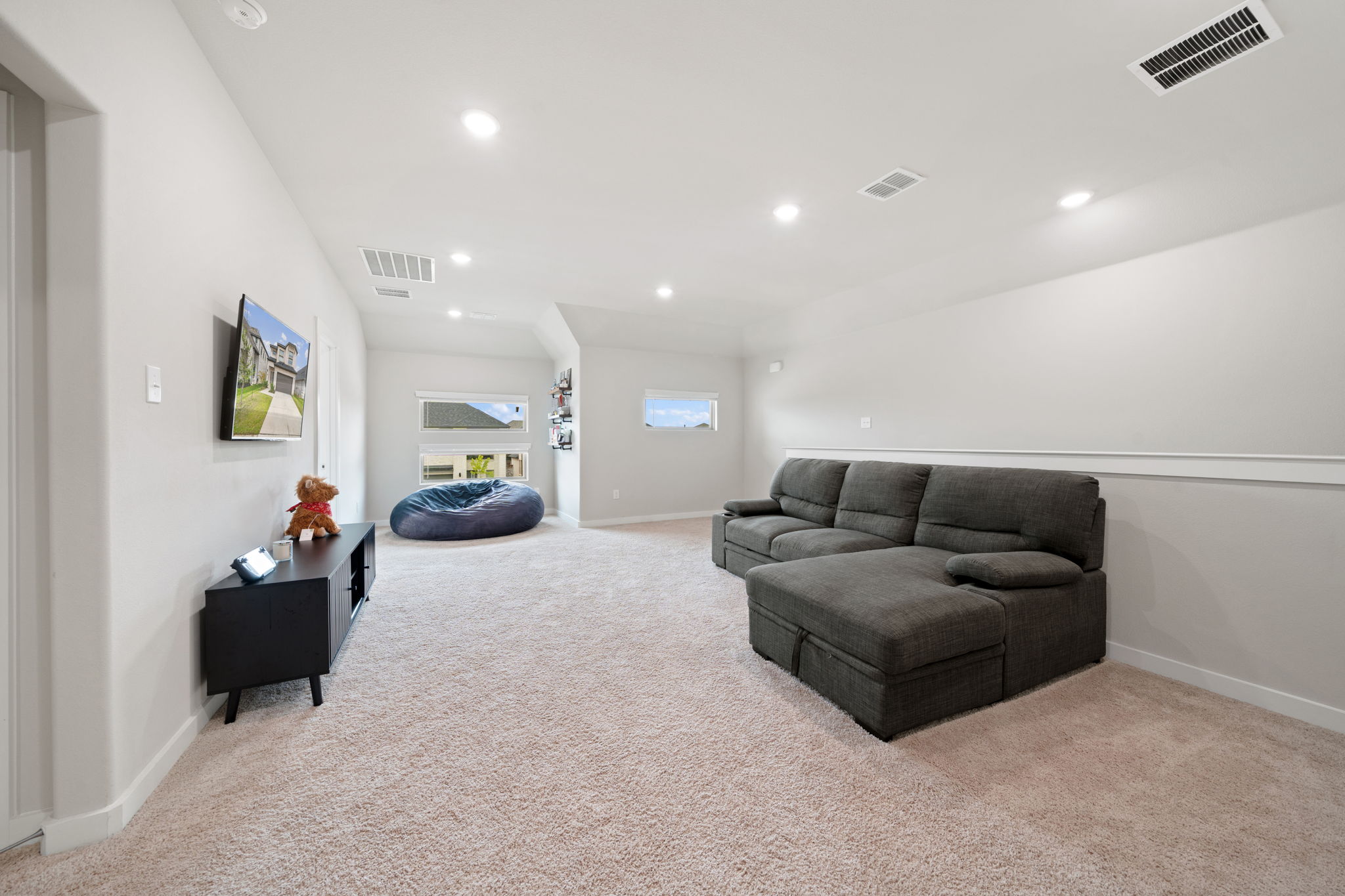 High Ceilings, Natural Light, and Modern Elegance in McKinney ISD - 物件實景