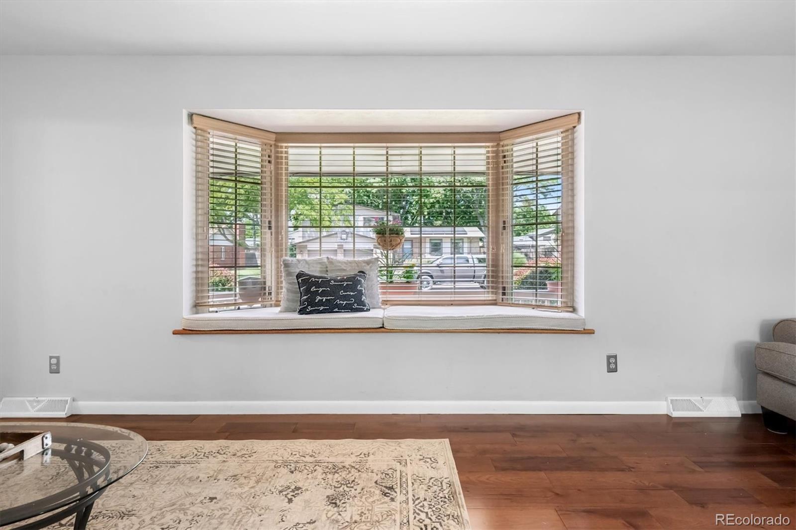 Denver, Colorado, 80227, United States, 5 Bedrooms Bedrooms, ,2 BathroomsBathrooms,Residential,For Sale,1897088