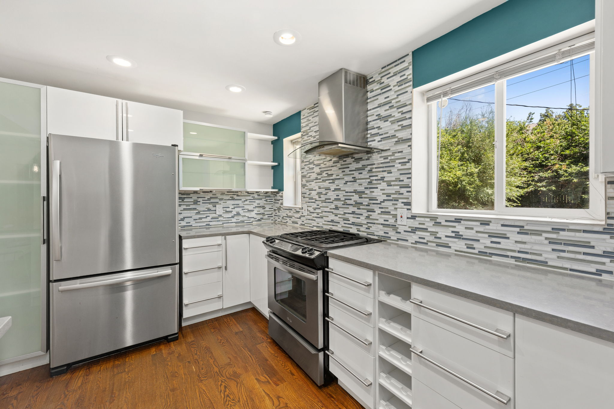  Beautifully updated home steps from Boulevard One and Lowry Town Center - 物件實景