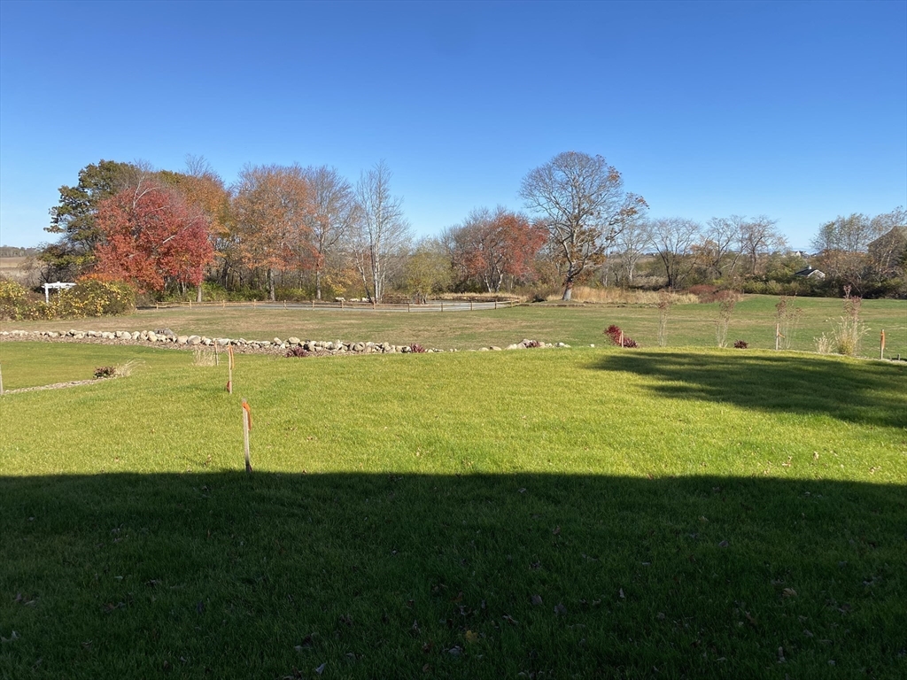 Bourne, Massachusetts, 02562, United States, 3 Bedrooms Bedrooms, ,2 BathroomsBathrooms,Residential,For Sale,1974604