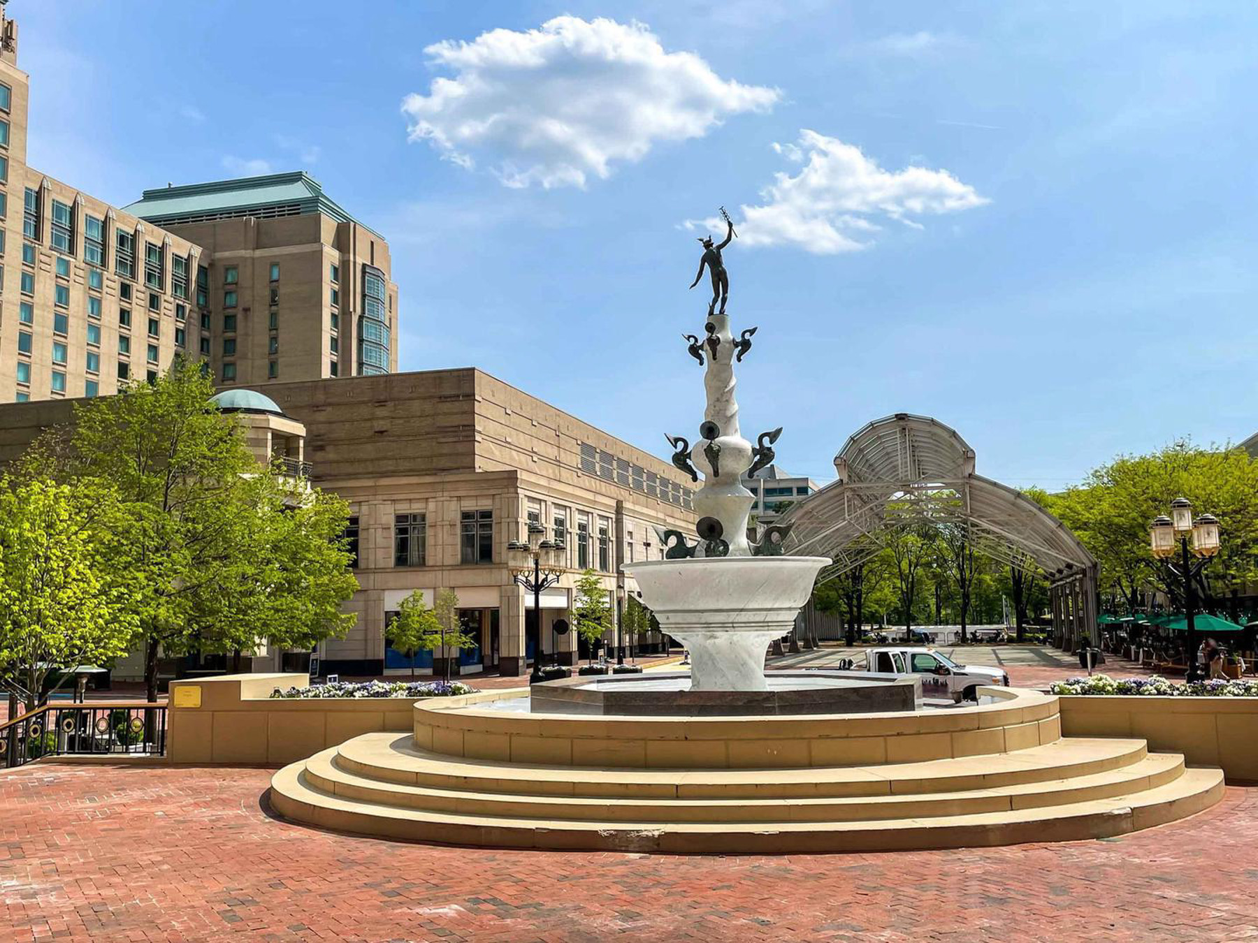  12025 New Dominion Parkway, Reston, VA, 20190 - 物件實景