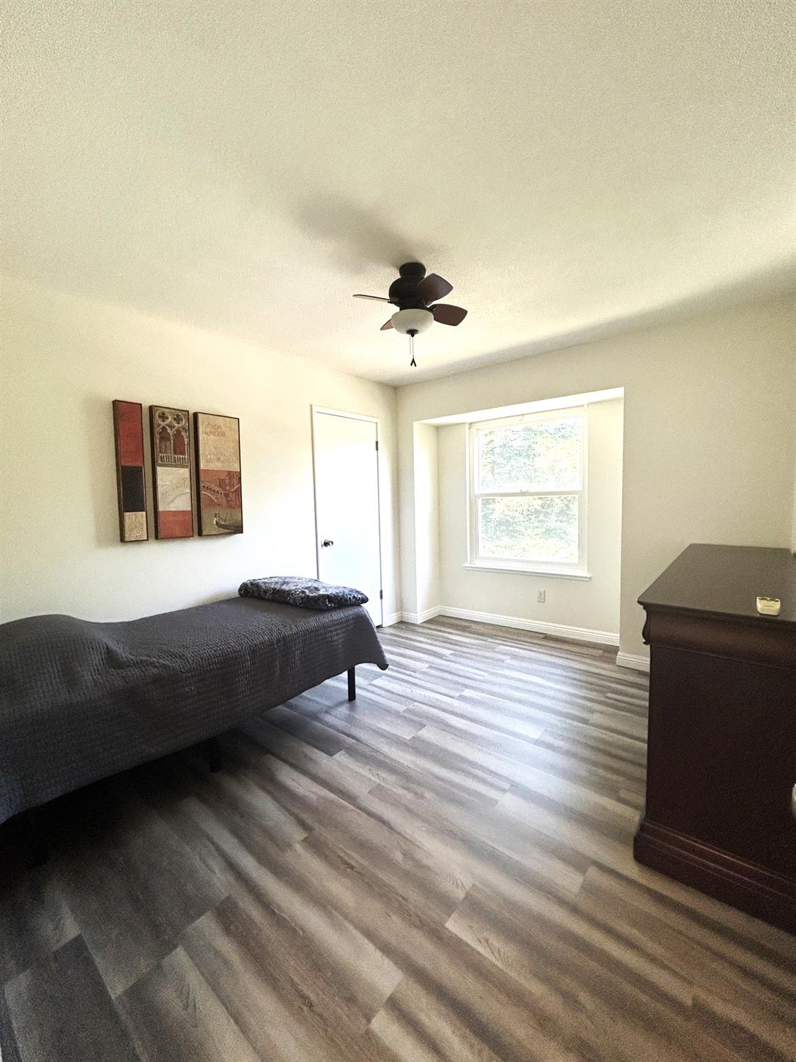 Fair Oaks, California, 95628, United States, 4 Bedrooms Bedrooms, ,3 BathroomsBathrooms,Residential,For Sale,1992931