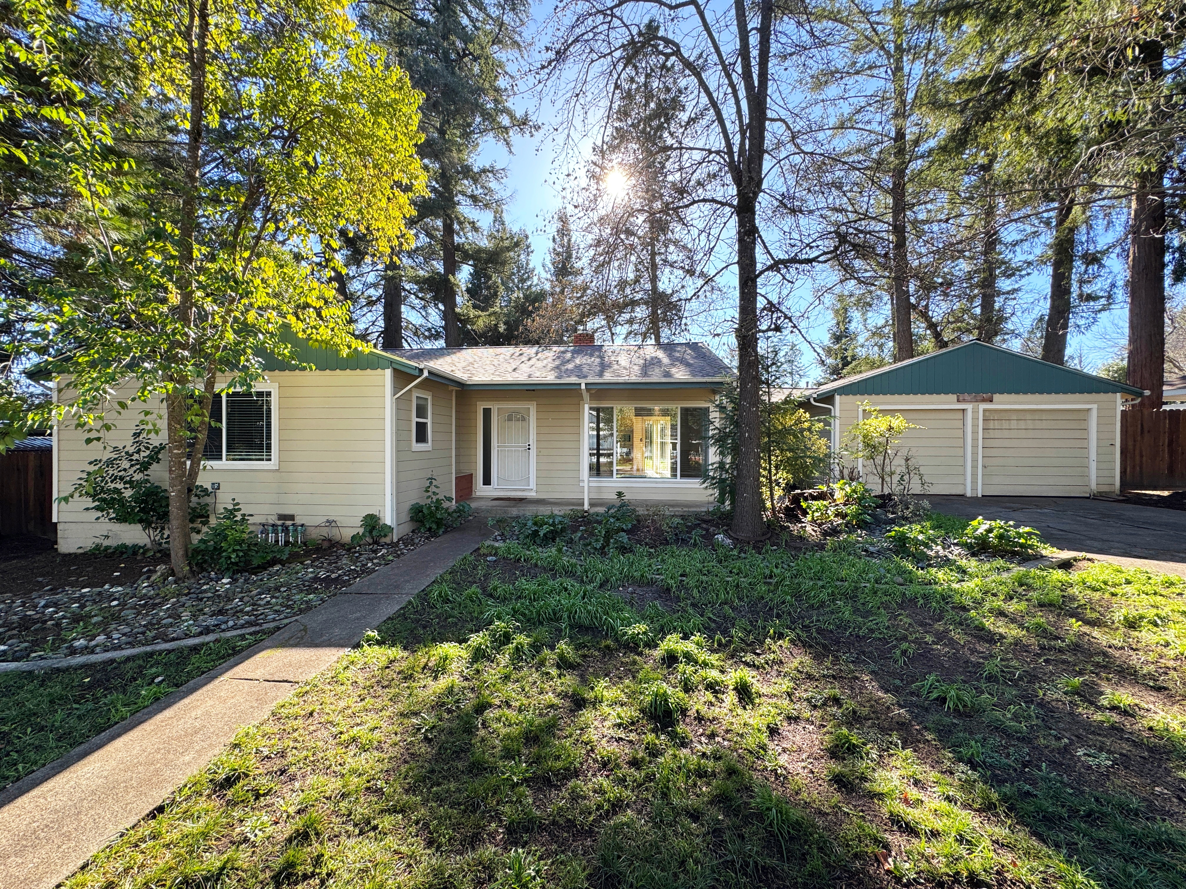 Ukiah, California, 95482, United States, 3 Bedrooms Bedrooms, ,2 BathroomsBathrooms,Residential,For Sale,1845270