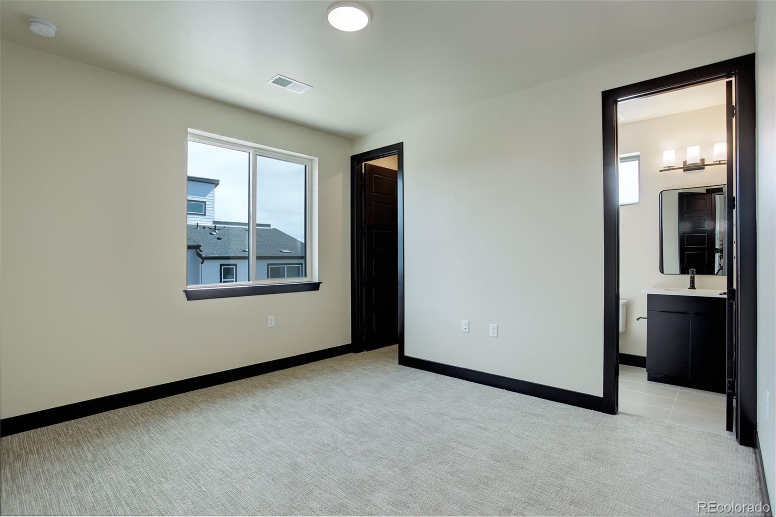 Broomfield, Colorado, 80023, United States, 3 Bedrooms Bedrooms, ,4 BathroomsBathrooms,Residential,For Sale,1901985