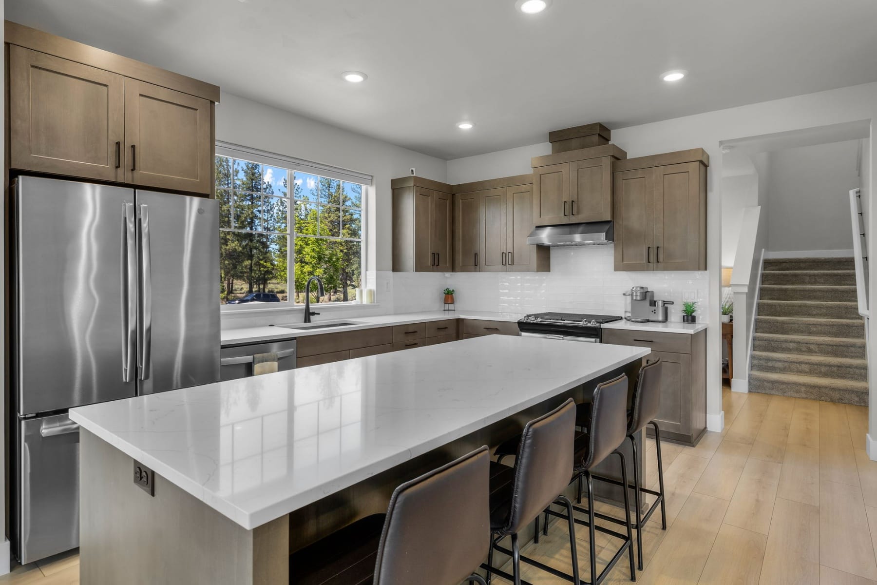  60933 SE Sydney Harbor Court Bend, OR 97702 - 物件實景