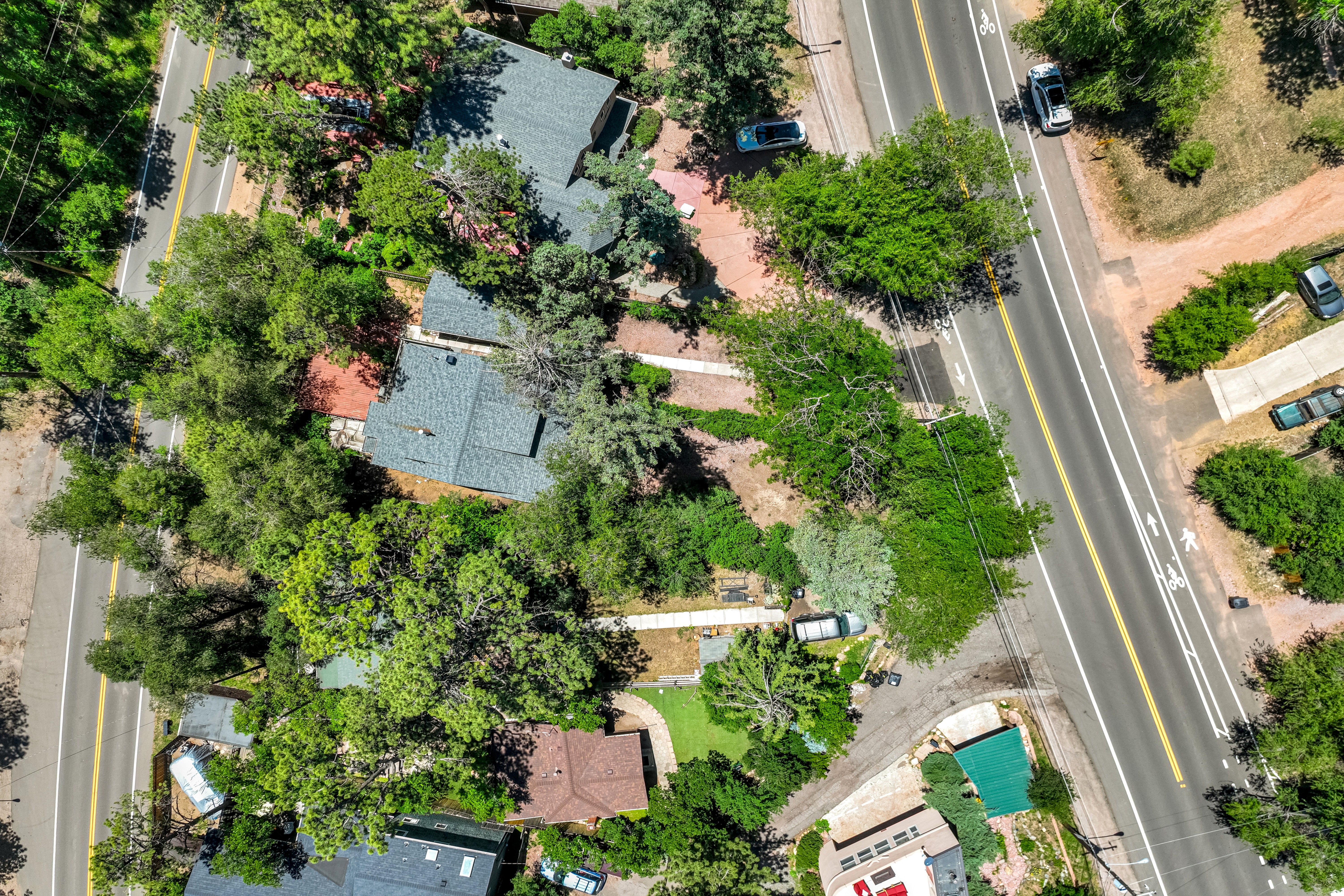  Large, Unique Footprint in the Heart of Cheyenne Canyon - 物件實景