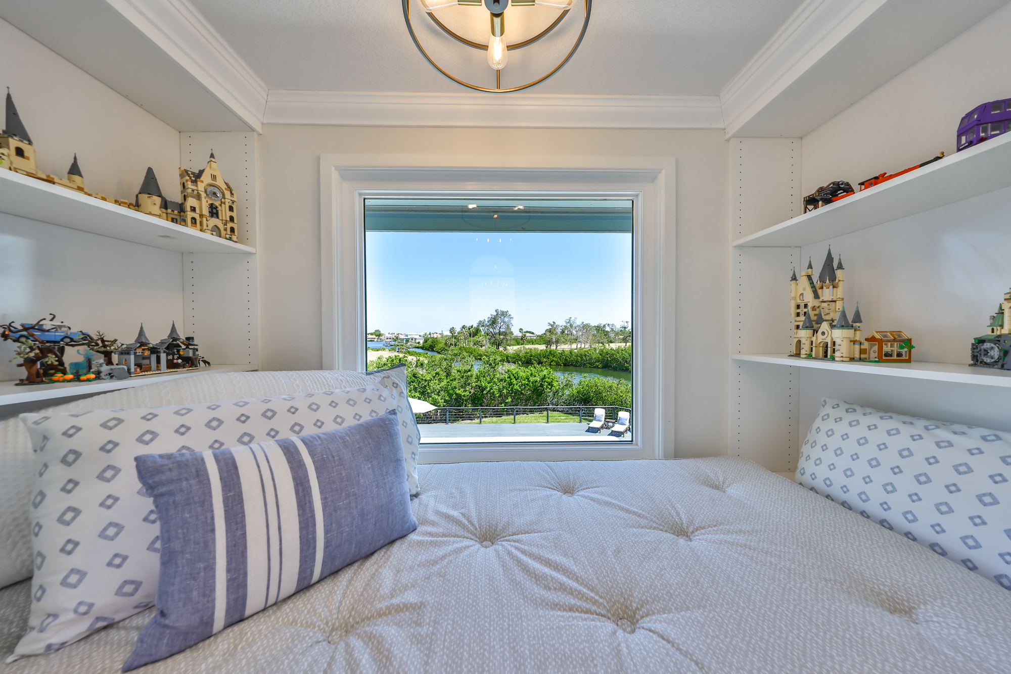 Apollo Beach, Florida, 33572, United States, 4 Bedrooms Bedrooms, ,4 BathroomsBathrooms,Residential,For Sale,1977778