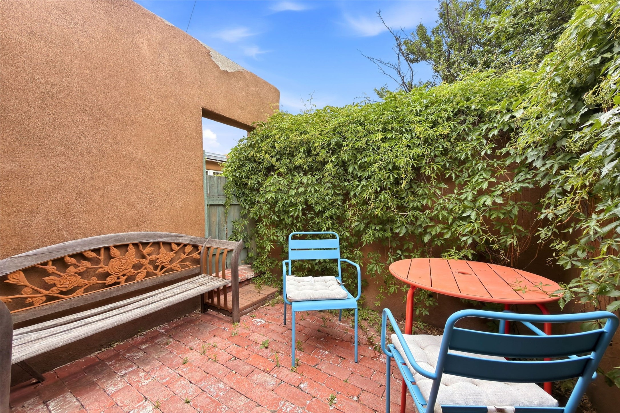  216 E Santa Fe Avenue - 物件實景