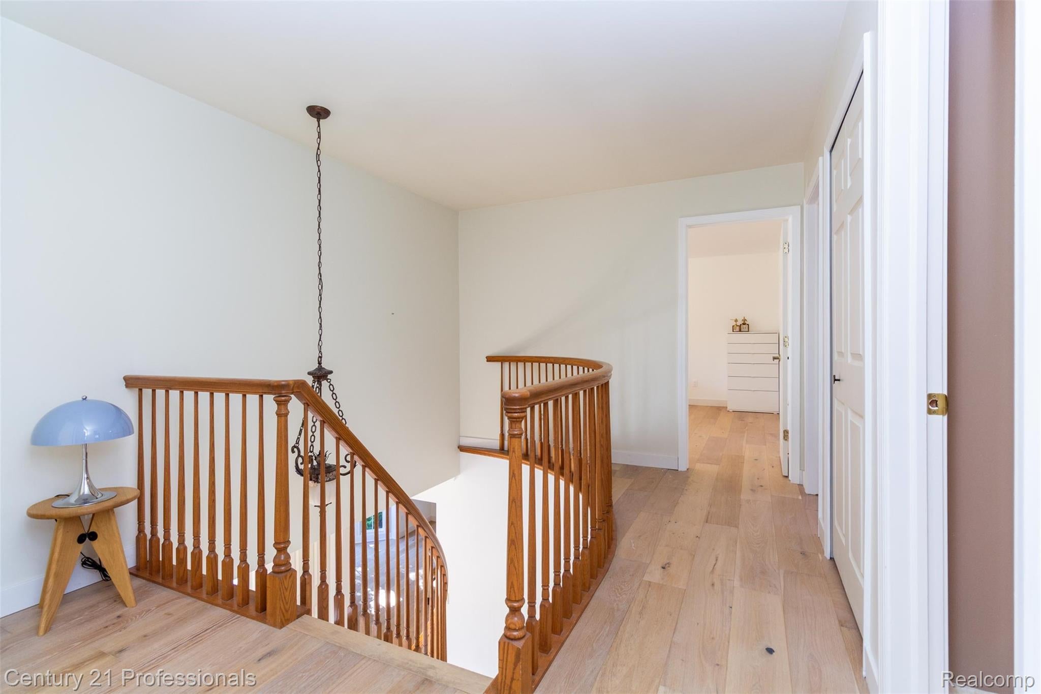 Troy, Michigan, 48084, United States, 4 Bedrooms Bedrooms, ,3 BathroomsBathrooms,Residential,For Sale,1976121