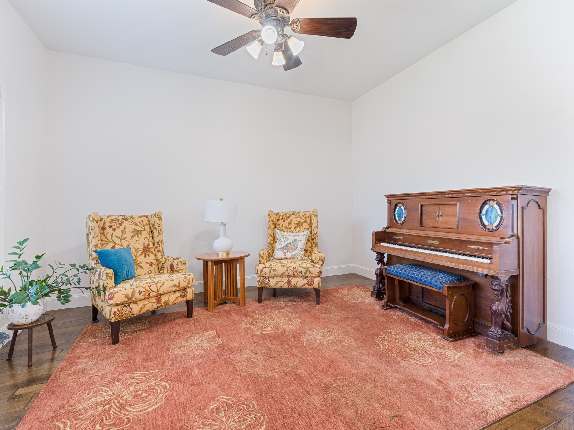  Single-Level Living with Private Pool & Rare 6-Car Garage in Green Springs - 物件實景