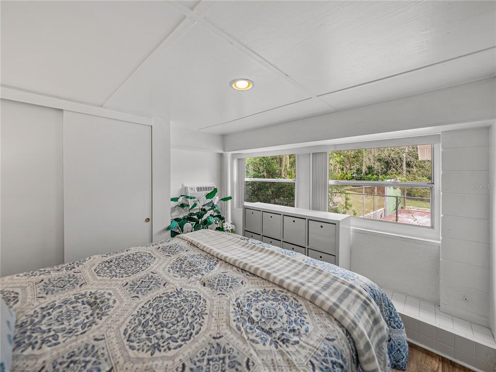 Lake Wales, Florida, 33898, United States, 3 Bedrooms Bedrooms, ,2 BathroomsBathrooms,Residential,For Sale,1950388