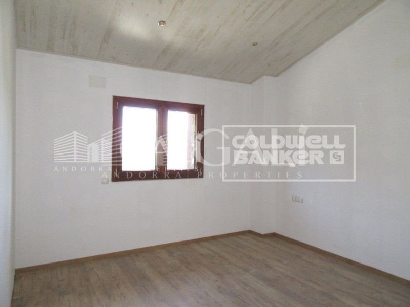 Canillo, Andorra, AD, 4 Bedrooms Bedrooms, ,2 BathroomsBathrooms,Residential,For Sale,1628029