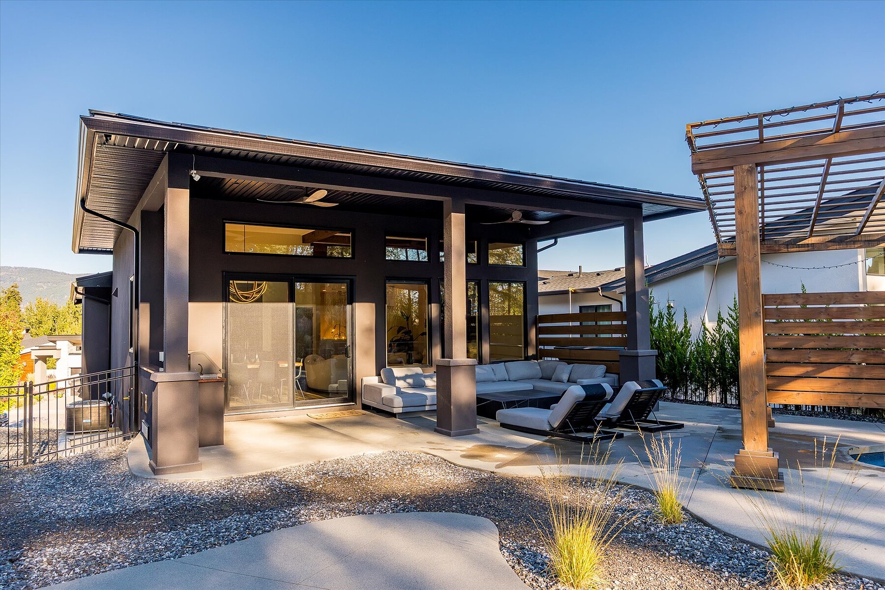  Contemporary Home in Lakestone - 物件實景