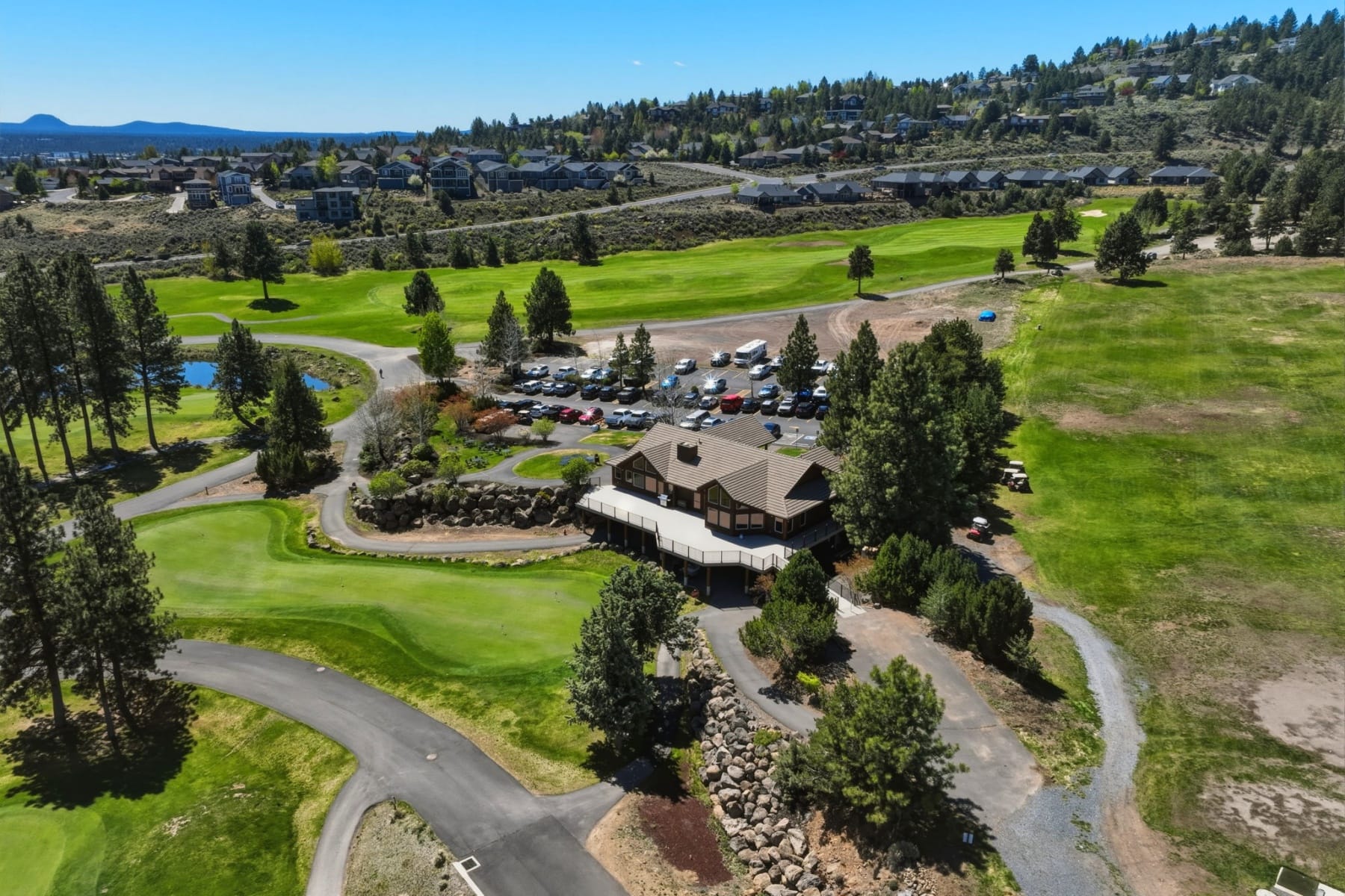  2964 NW Fairway Heights Drive Bend, OR 97703 - 物件實景
