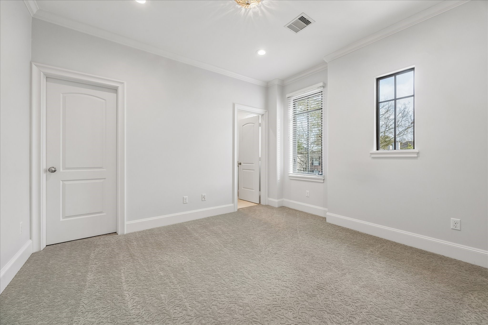  4022 Coleridge Street - 物件實景