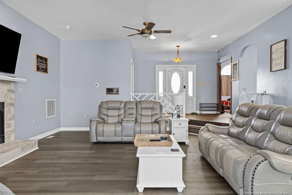 Fayetteville, North Carolina, 28306, United States, 3 Bedrooms Bedrooms, ,3 BathroomsBathrooms,Residential,For Sale,1986254