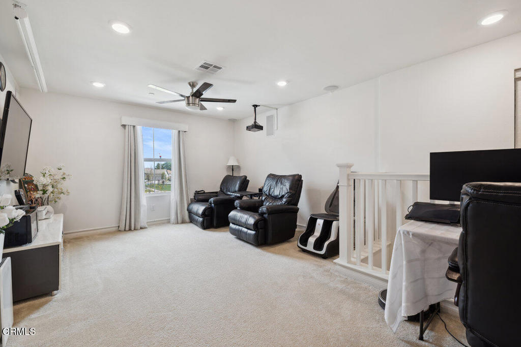 Santa Paula, California, 93060, United States, 3 Bedrooms Bedrooms, ,3 BathroomsBathrooms,Residential,For Sale,1938195