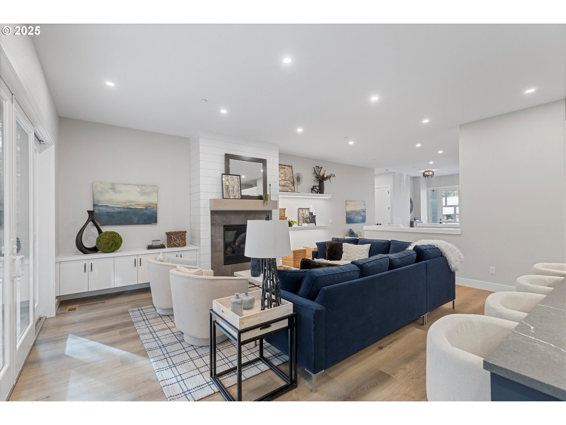 CannonBeach, Oregon, 97110, United States, 4 Bedrooms Bedrooms, ,4 BathroomsBathrooms,Residential,For Sale,2003076