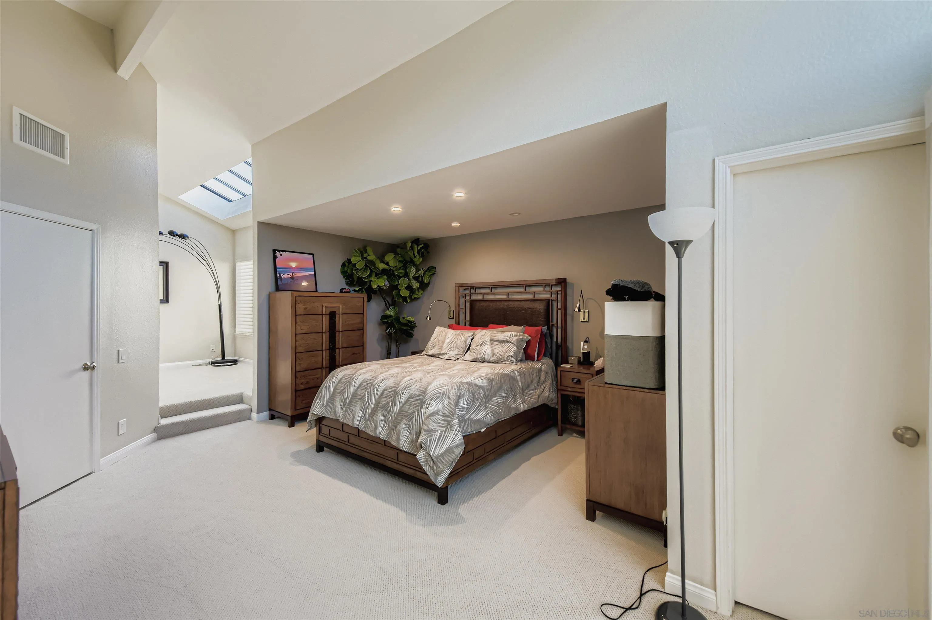 San Diego, California, 92124, United States, 4 Bedrooms Bedrooms, ,3 BathroomsBathrooms,Residential,For Sale,2000483