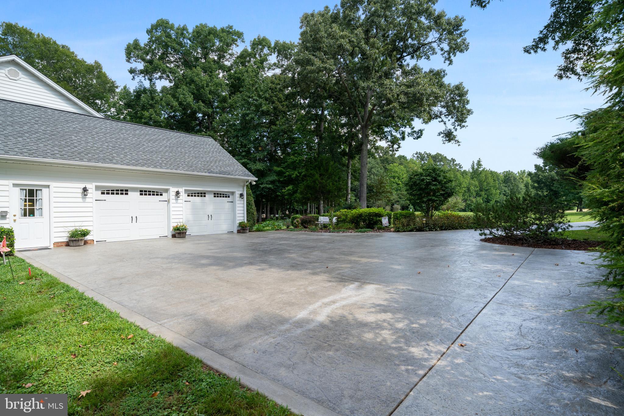 La Plata, Maryland, 20646, United States, 5 Bedrooms Bedrooms, ,3 BathroomsBathrooms,Residential,For Sale,1922915