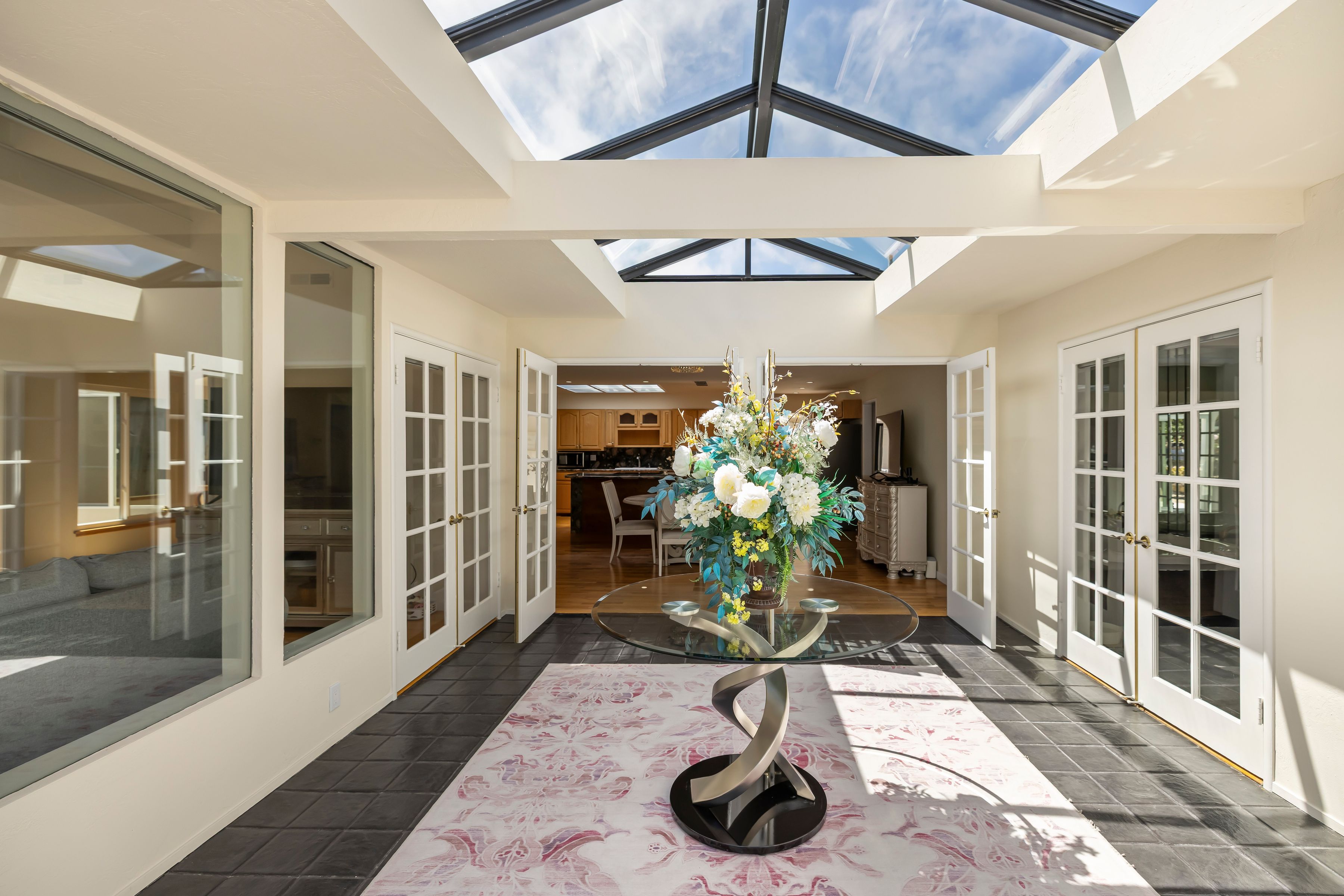  2110 Messina Place, Monterey - 物件實景