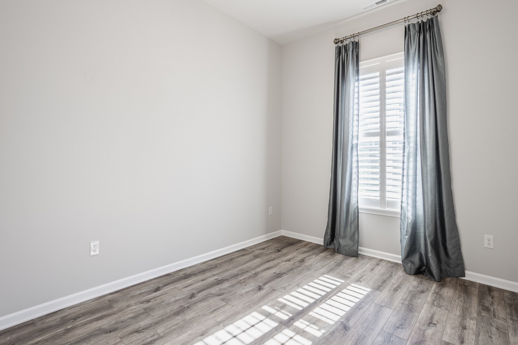  Easy Living in Sought After Westfield Neighborhood - 物件實景