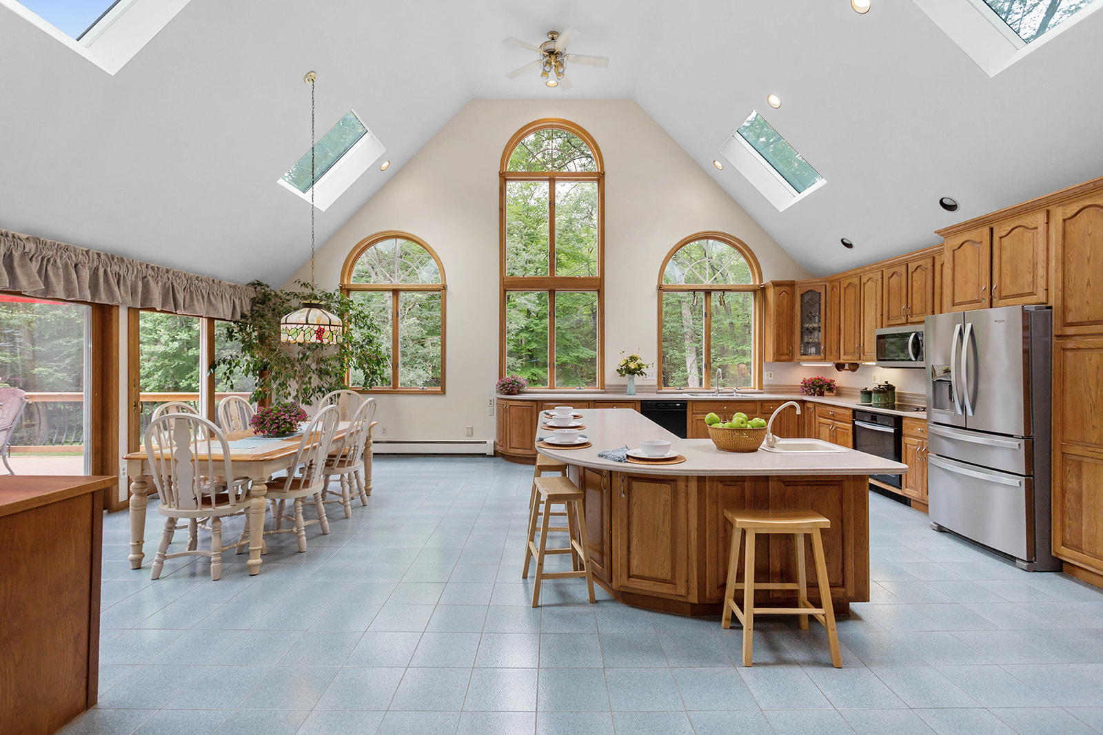 Ringwood, New Jersey, 07456, United States, 7 Bedrooms Bedrooms, ,4 BathroomsBathrooms,Residential,For Sale,1943457