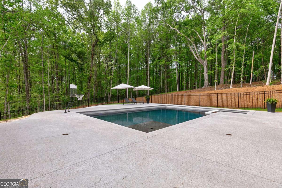 Monroe, Georgia, 30656, United States, 5 Bedrooms Bedrooms, ,5 BathroomsBathrooms,Residential,For Sale,1792838